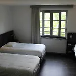 Le Va Bien Hotel 2*