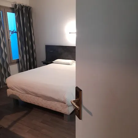 Le Va Bien Hotel